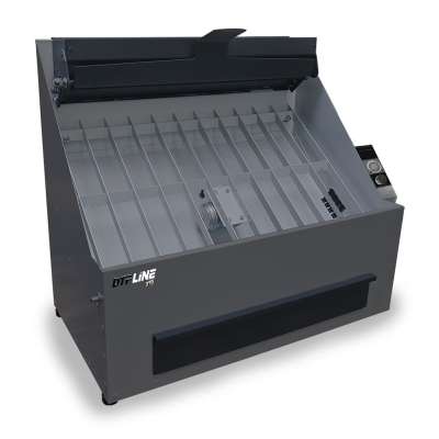 How is the powder distributed on the DTF sheets?